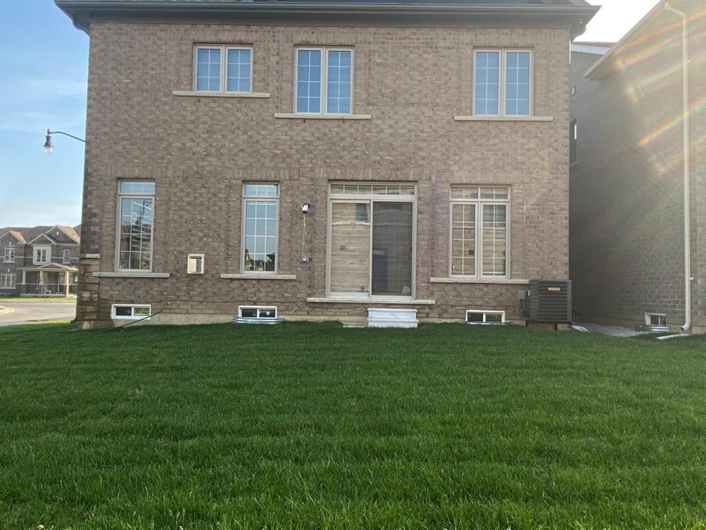 537 Veterans Dr Brampton On L7A 0C4 Vila Exterior foto