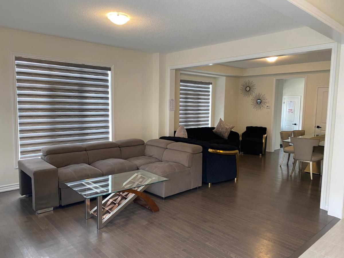 537 Veterans Dr Brampton On L7A 0C4 Vila Exterior foto